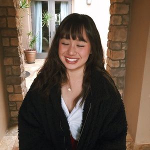 Meet your Posher, Sheila